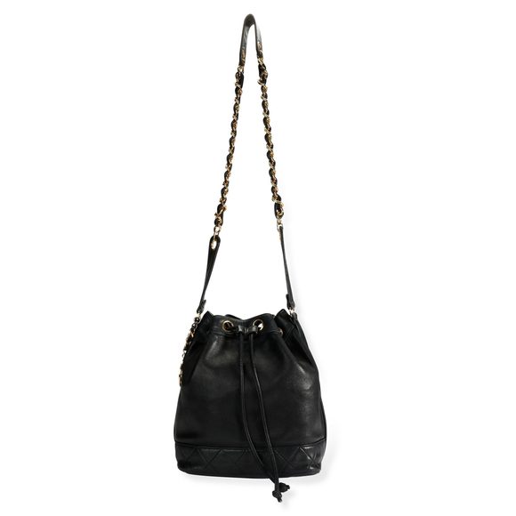 Chanel Vintage Black Lambskin Drawstring Bucket Bag - Picture 4 of 6